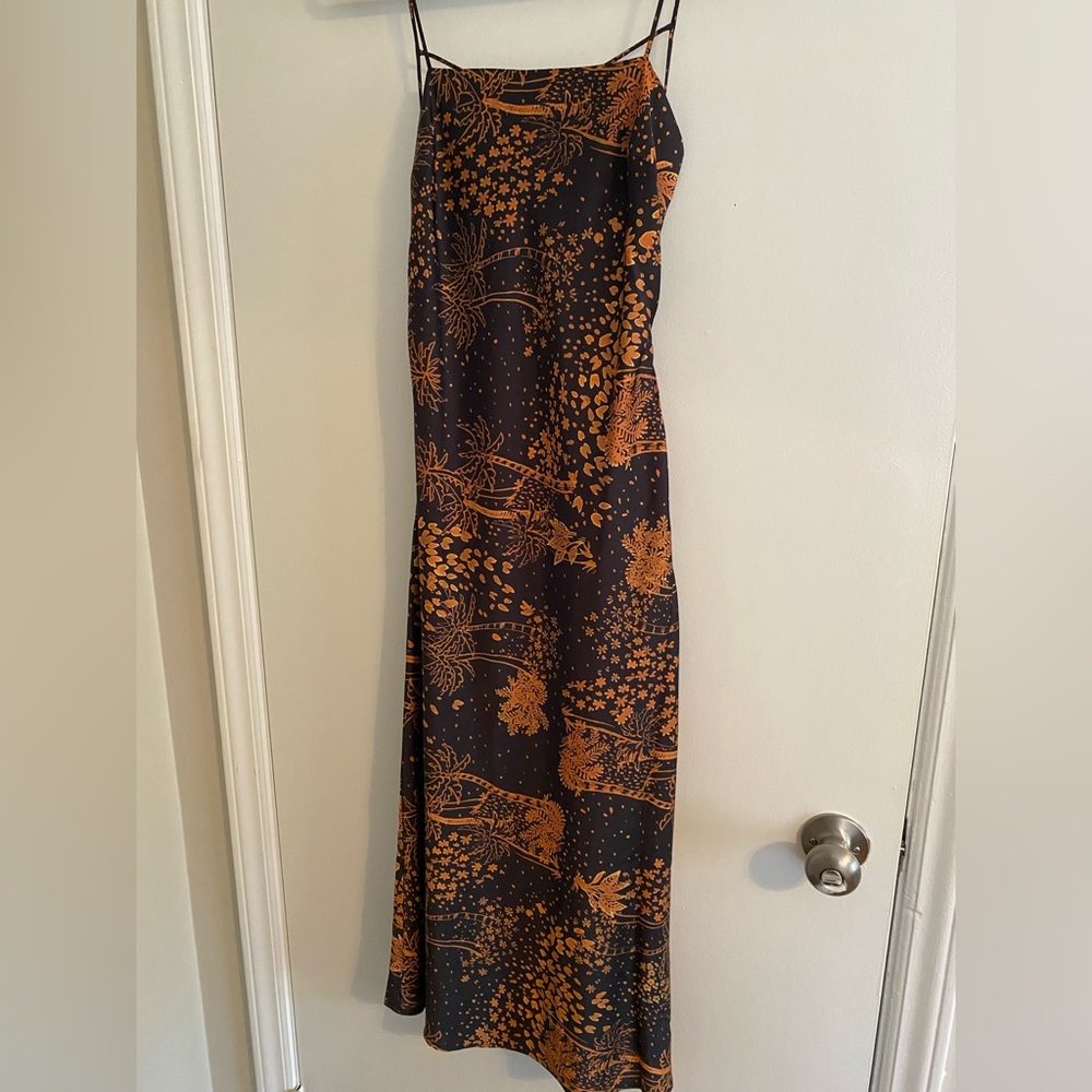 Midi backless dress